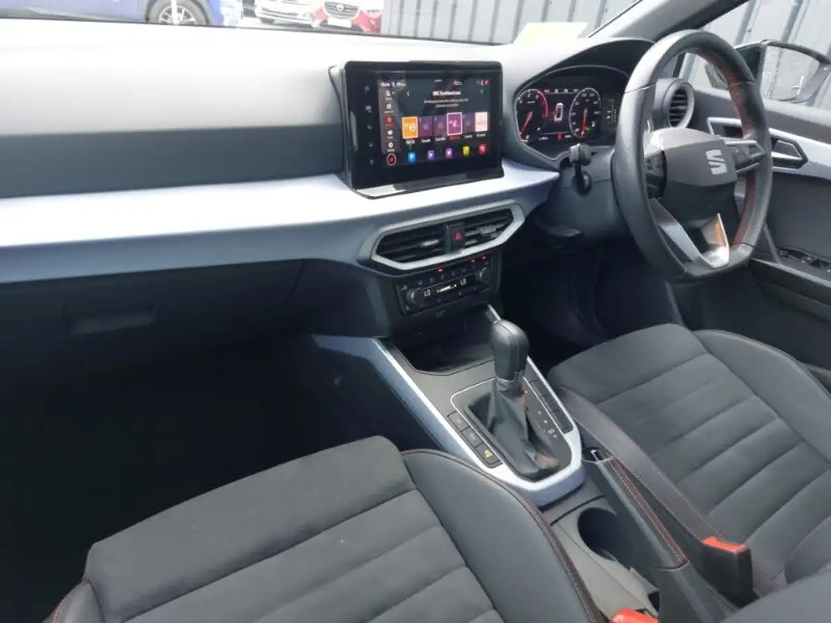 2022-seat-arona-10-tsi-fr-sport-dsg-big-13
