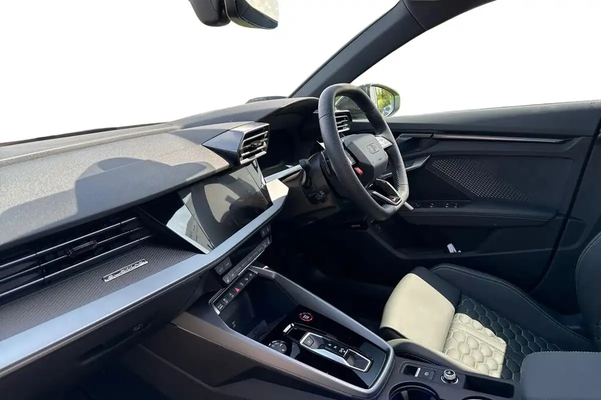 2025-audi-rs3-25-tfsi-carbon-vorsprung-saloon-4d-big-13