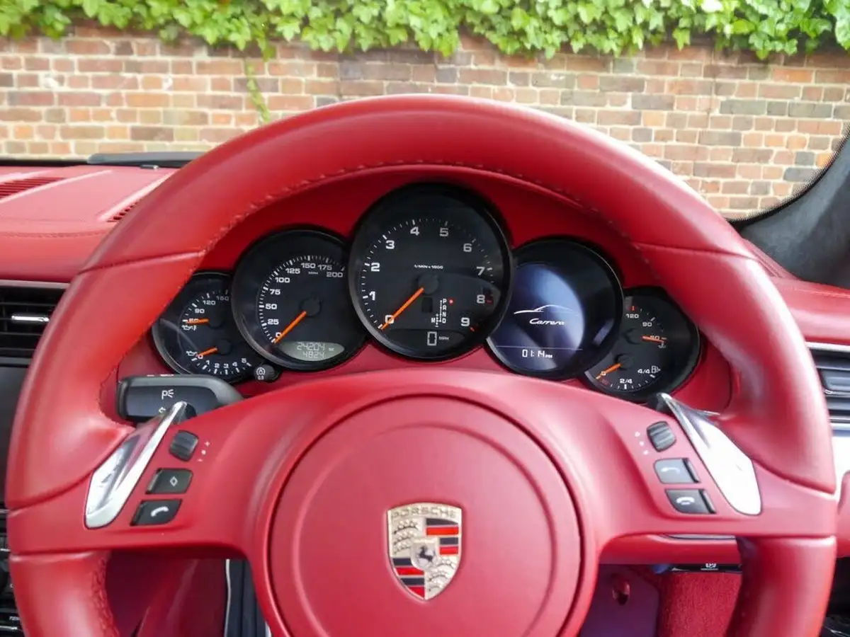 2013-porsche-911-34-carrera-coupe-pdk-big-25