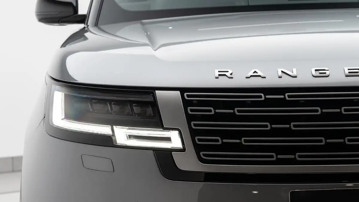 2024-land-rover-range-rover-30-d350-se-big-29