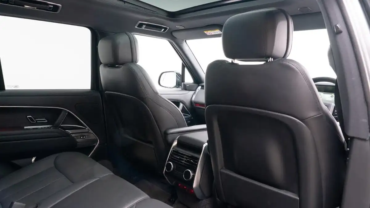 2024-land-rover-range-rover-30-d350-se-big-5