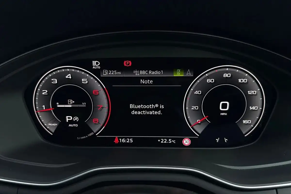 2024-audi-a4-avant-20-35-tfsi-black-edition-big-45