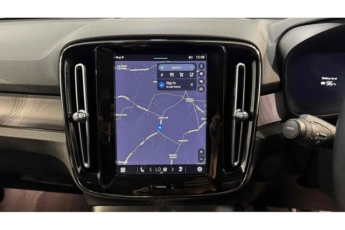 2022-volvo-c40-e-twin-recharge-pro-big-31
