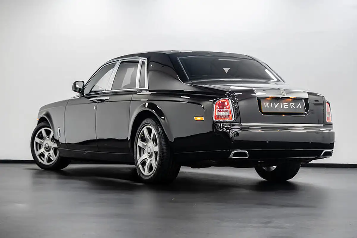2012-rolls-royce-phantom-67-big-7