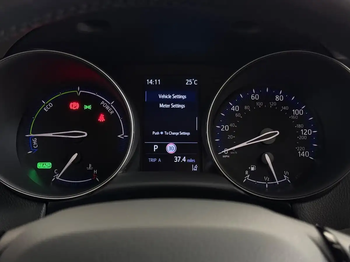 2022-toyota-c-hr-18-vvt-i-excel-big-25