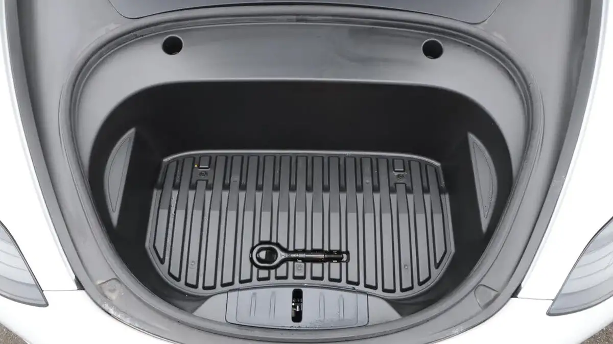 2021-tesla-model-3-e-standard-plus-big-19