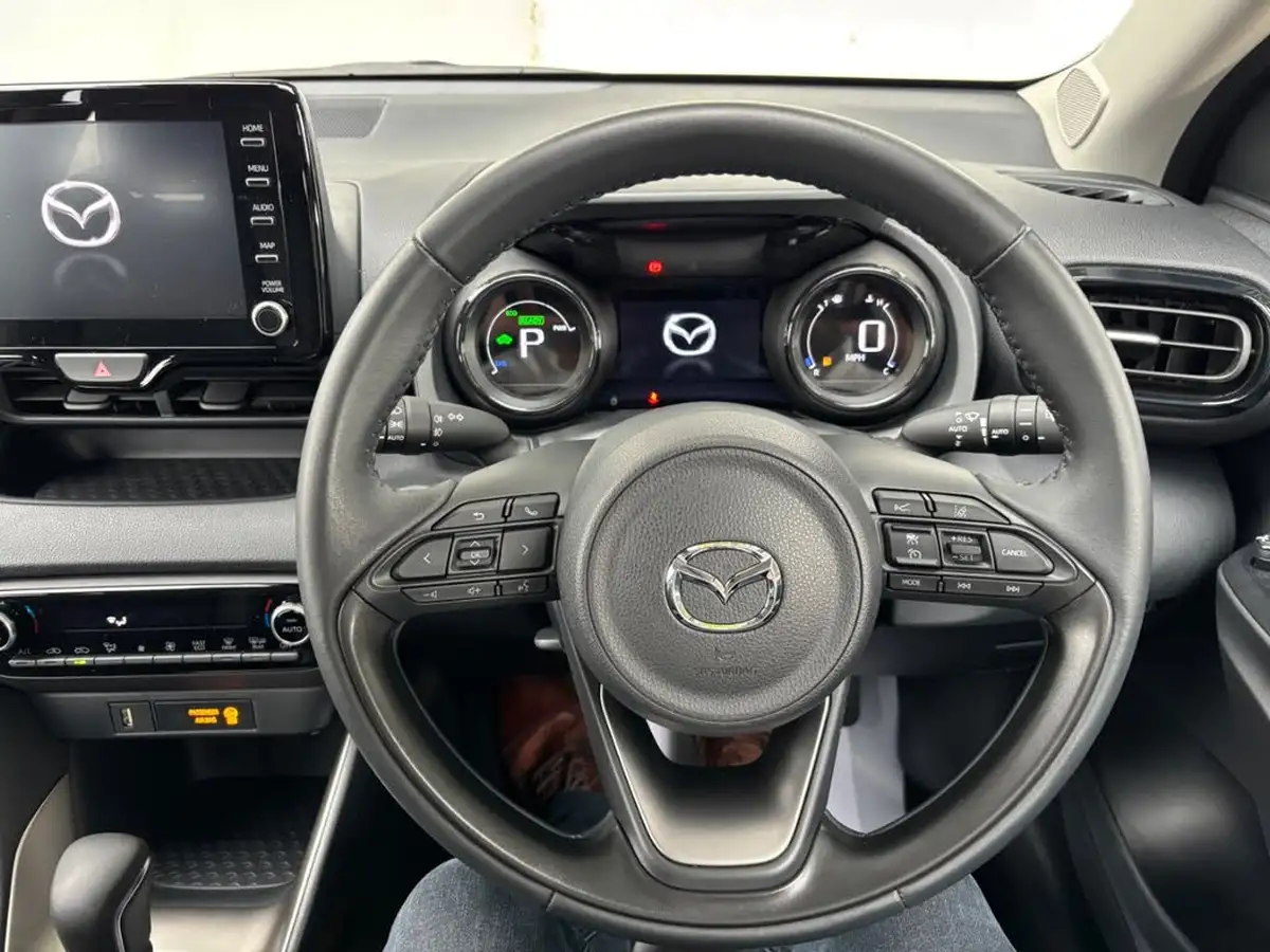 2023-mazda-mazda2-15-agile-big-24