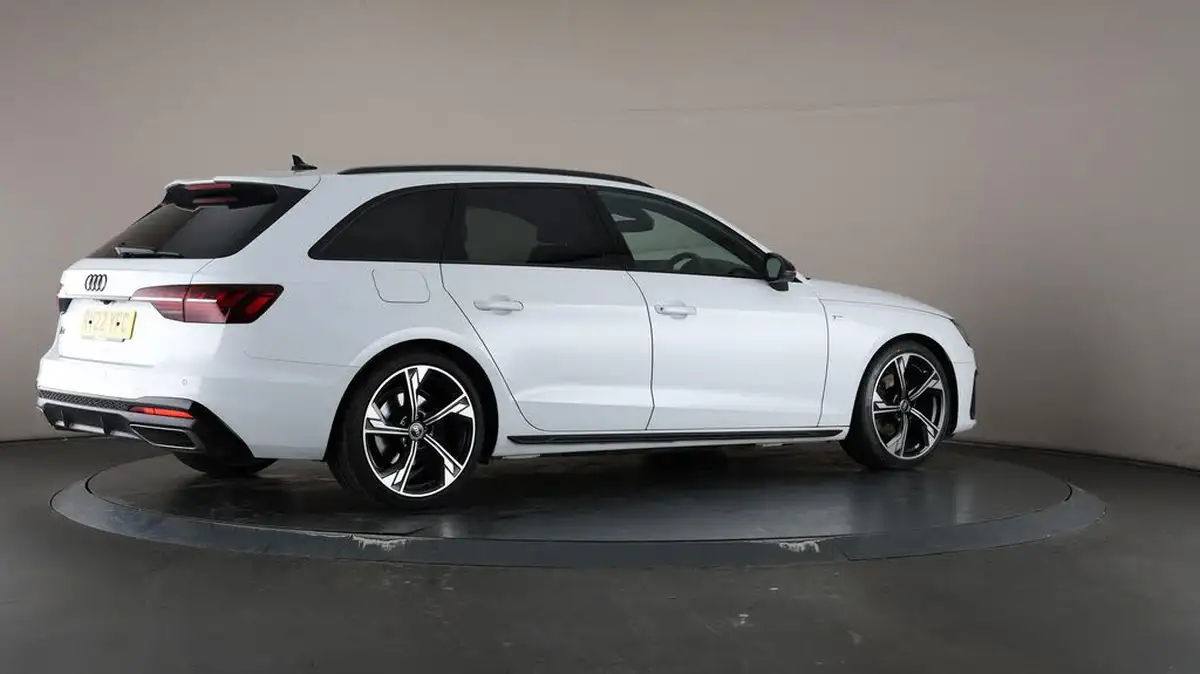 2022-audi-a4-avant-20-35-tfsi-black-edition-s-tronic-big-65