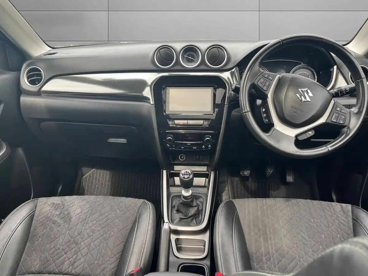 2022-suzuki-vitara-14-boosterjet-sz5-big-9