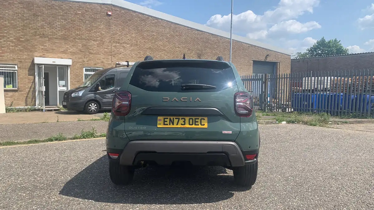 2023-dacia-duster-13-tce-extreme-150bhp-edc-big-8