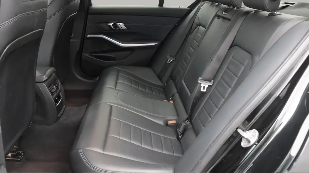 2019-bmw-3-series-20-330e-m-sport-plus-pack-big-16