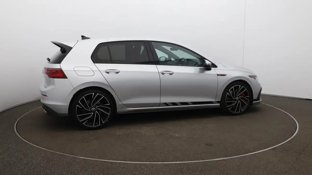 2023-volkswagen-golf-20-tsi-gti-clubsport-big-52