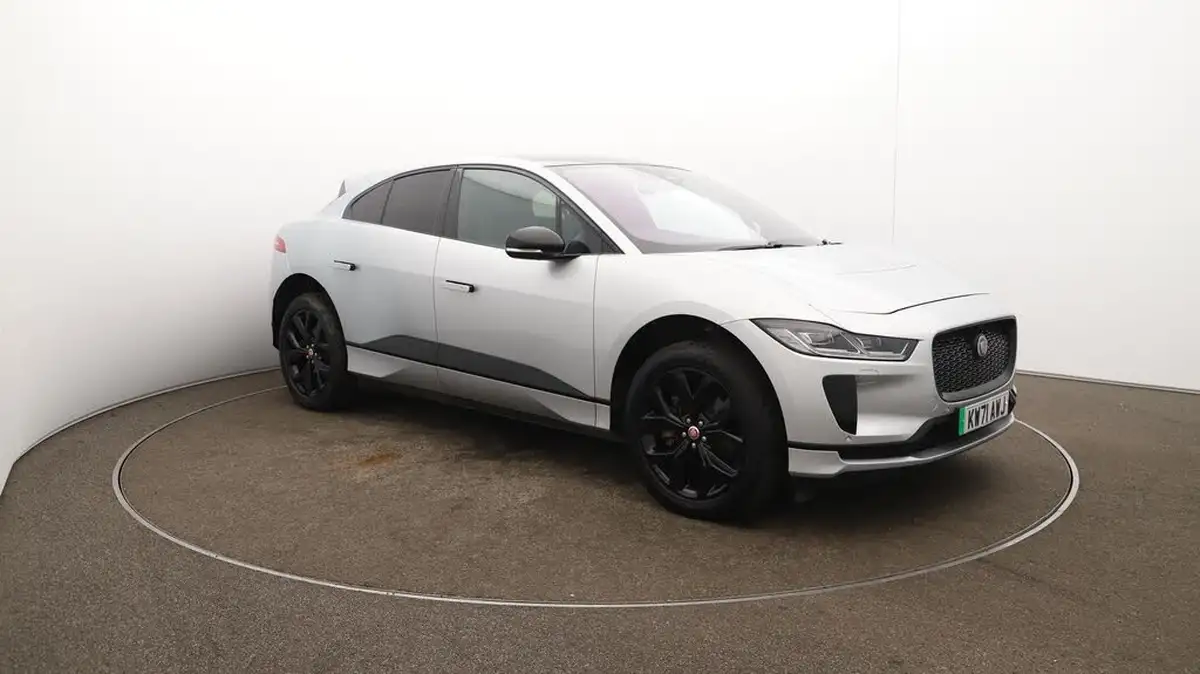2022-jaguar-i-pace-ev400-hse-black-big-46