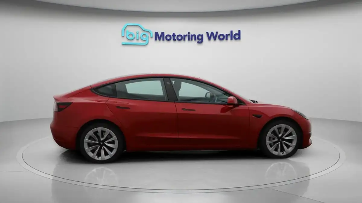 2021-tesla-model-3-e-long-range-4x4-big-8