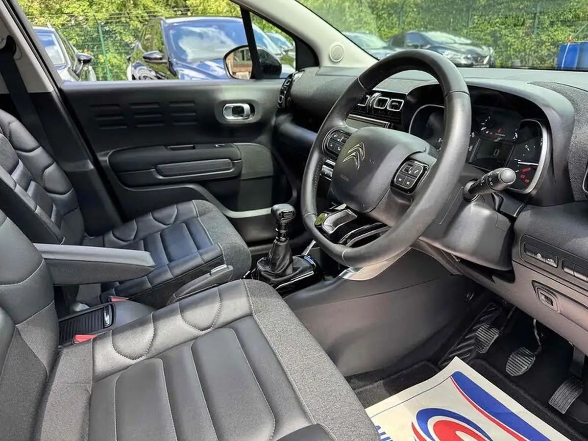 2022-citroen-c3-aircross-12-puretech-shine-plus-110ps-big-21