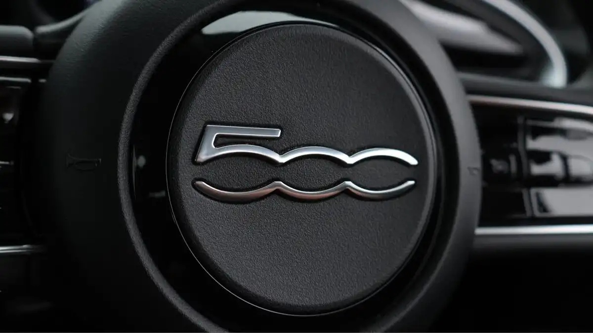 2022-fiat-500-e-icon-117bhp-big-23