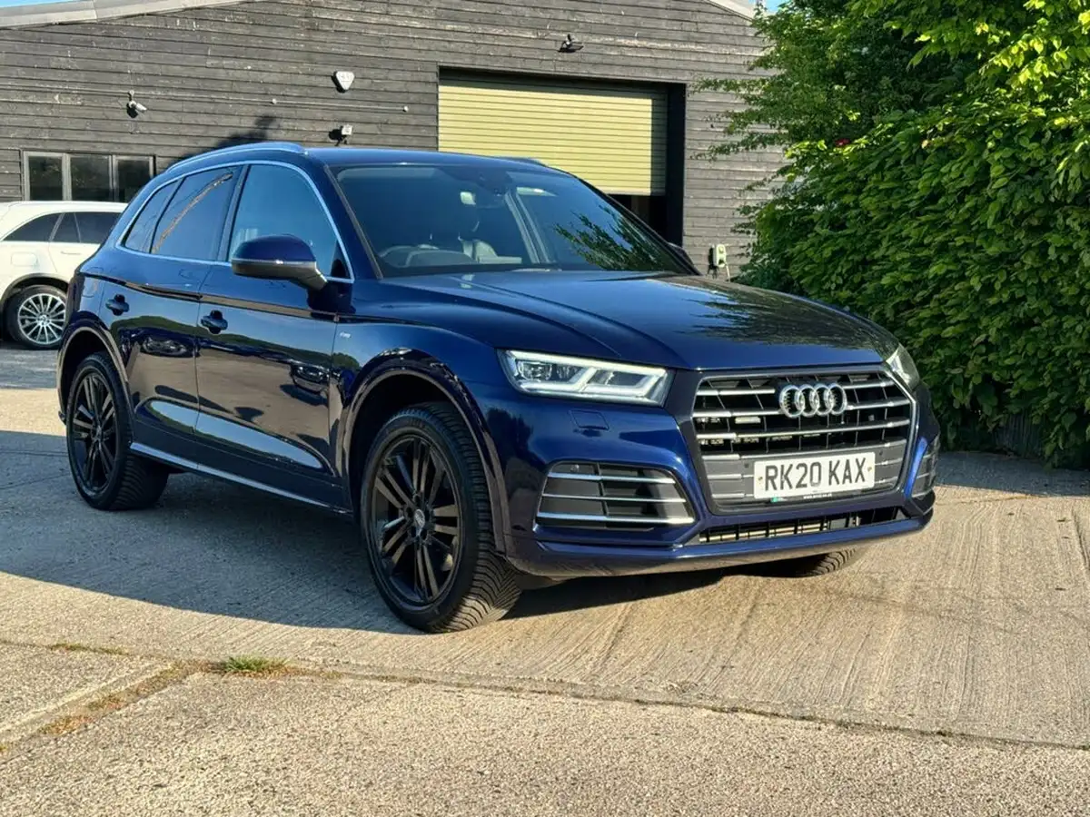 2020-audi-q5-20-55-tfsi-e-s-line-competition-big-0