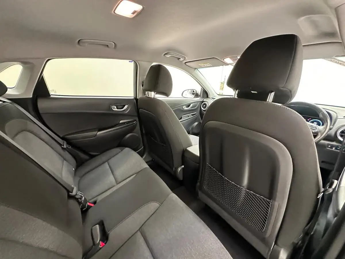 2023-hyundai-kona-e-premium-136ps-39kwh-big-19