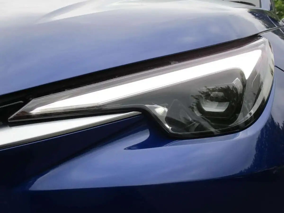 2025-lexus-lbx-15-premium-plus-big-10