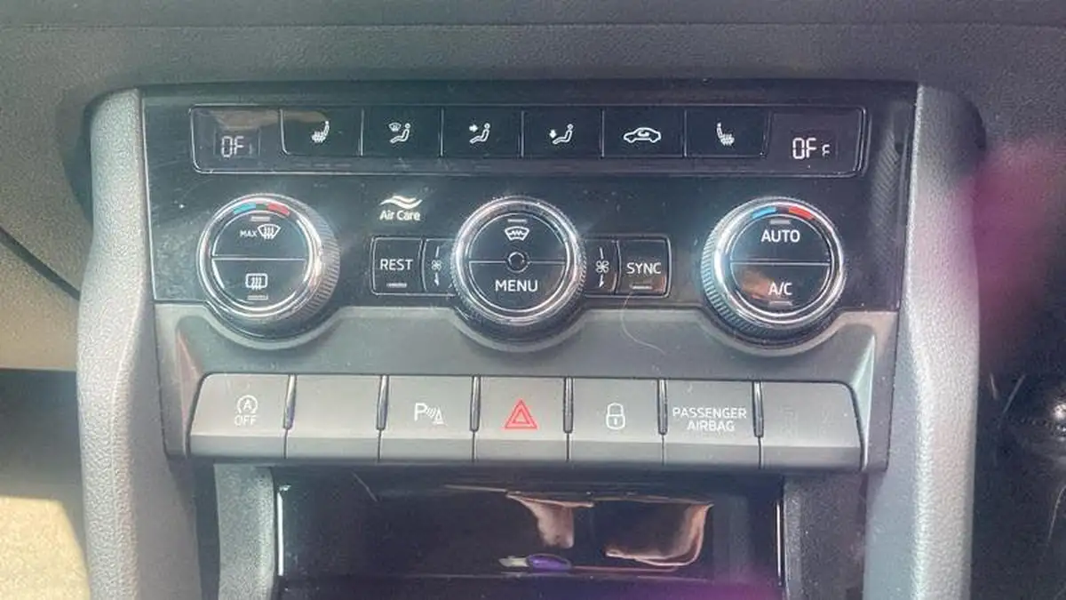 2022-skoda-kodiaq-15-tsi-sportline-big-25