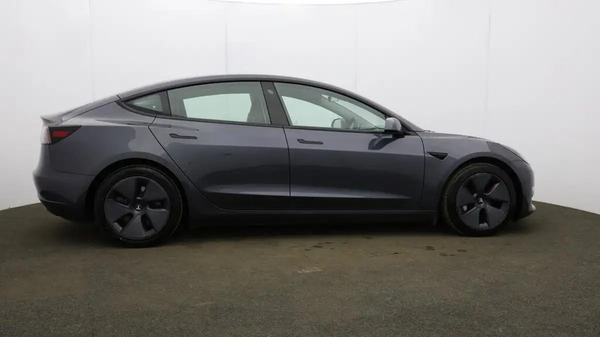 2021-tesla-model-3-e-long-range-4x4-big-55