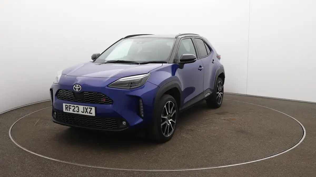 2023-toyota-yaris-cross-15-vvt-i-gr-sport-big-36
