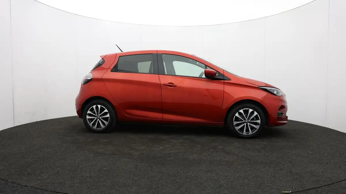 2022-renault-zoe-e-gt-line-big-42