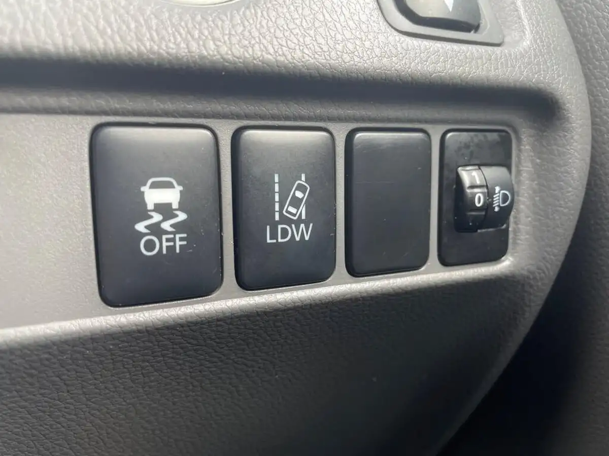 2018-mitsubishi-l200-24di-d-barbarian-eu6-big-39