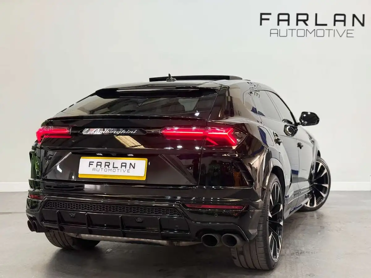 2019-lamborghini-urus-40-no-trim-big-31