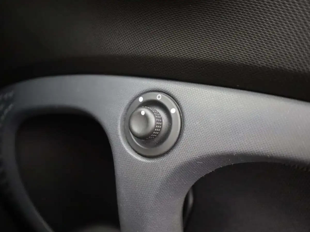 2019-smart-fortwo-10-prime-premium-cabriolet-big-36