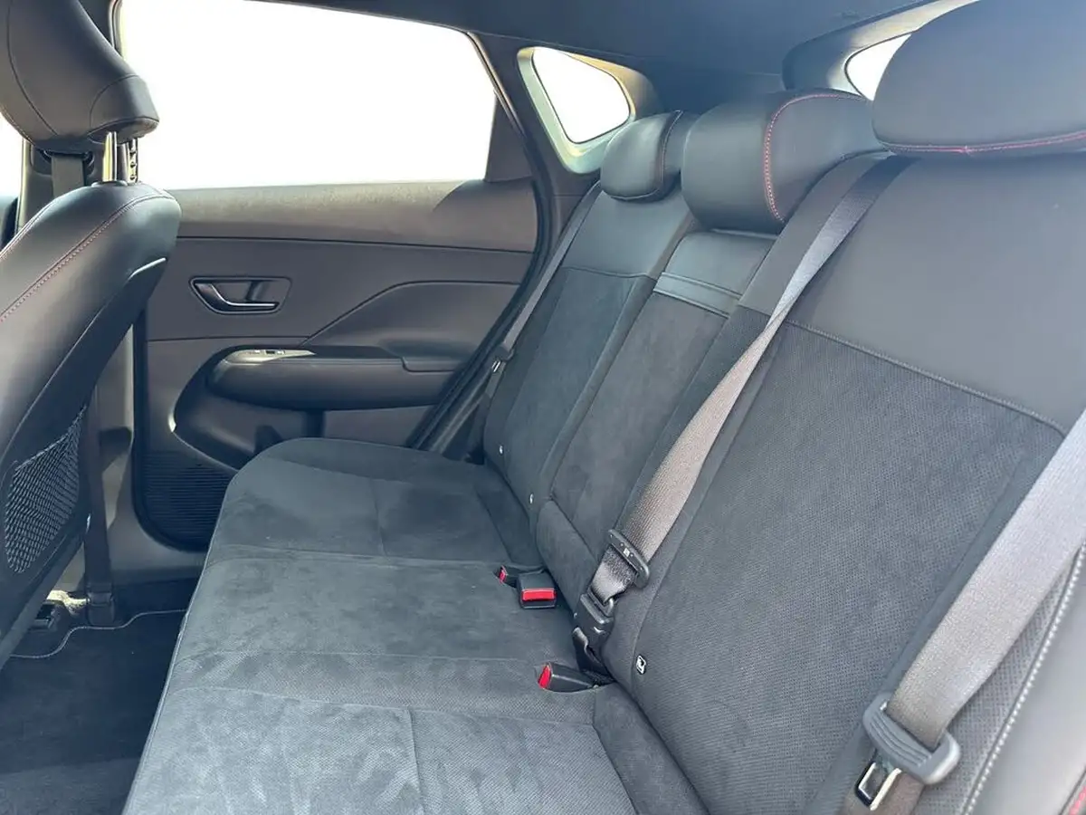 2025-hyundai-kona-big-10