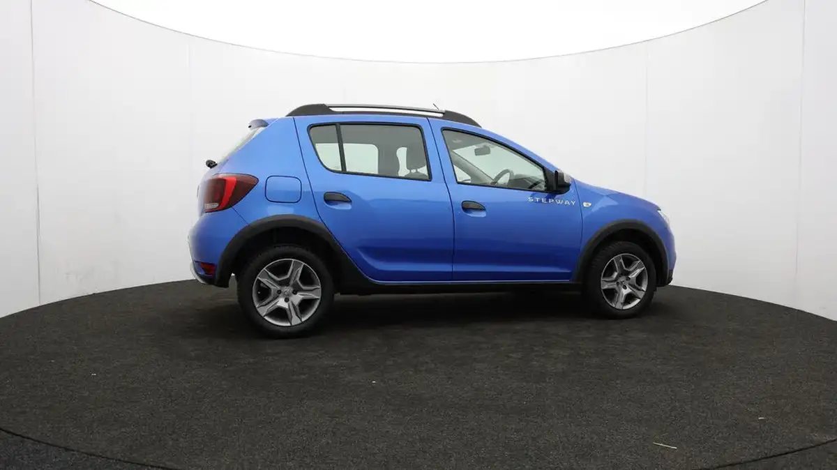 2020-dacia-sandero-stepway-09-tce-essential-big-38