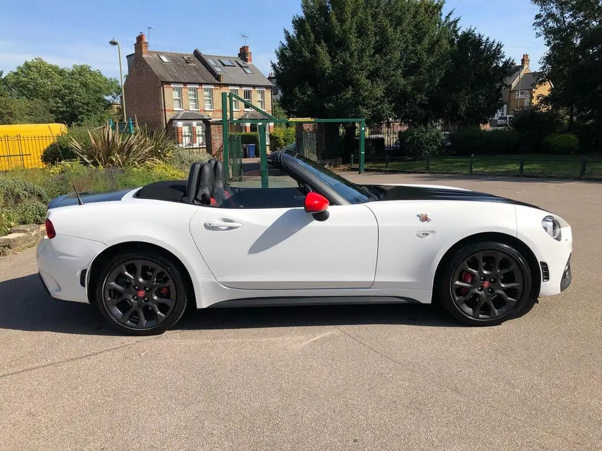 2016-abarth-124-14-multiair-spider-big-8