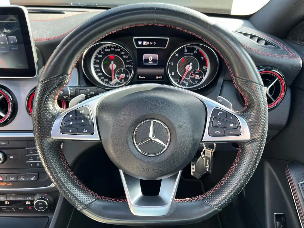 2016-mercedes-benz-cla-20-cla-amg-45-ss-shooting-brake-5d-big-33