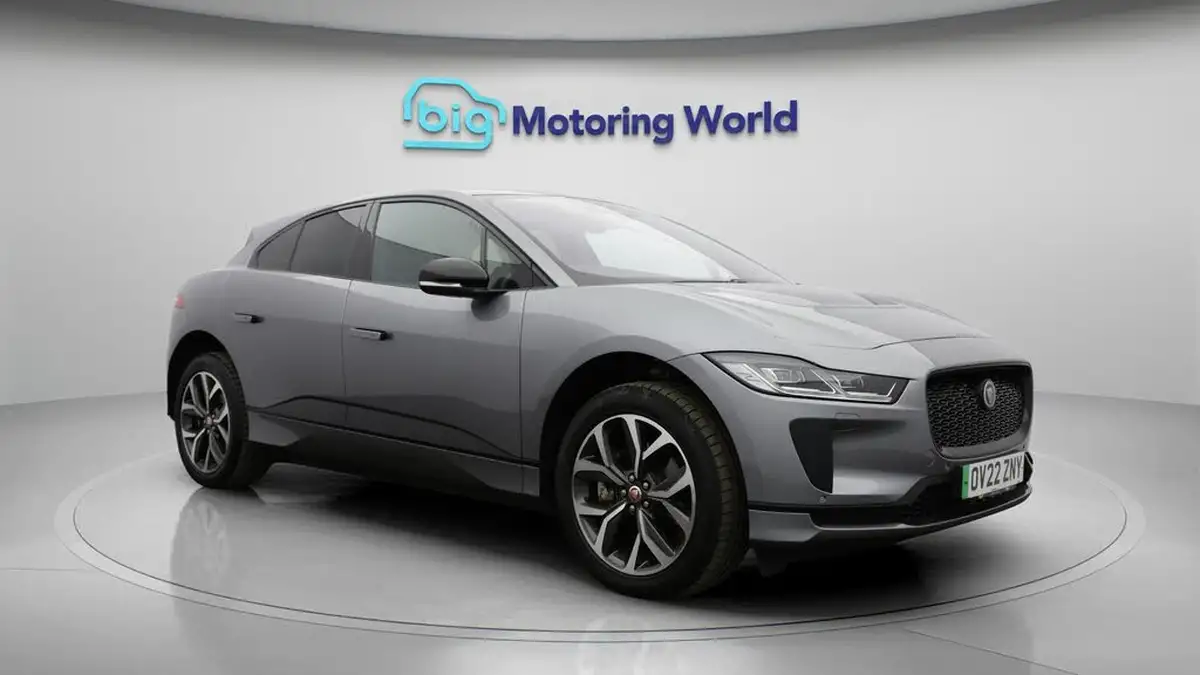 2022-jaguar-i-pace-ev400-hse-black-big-1