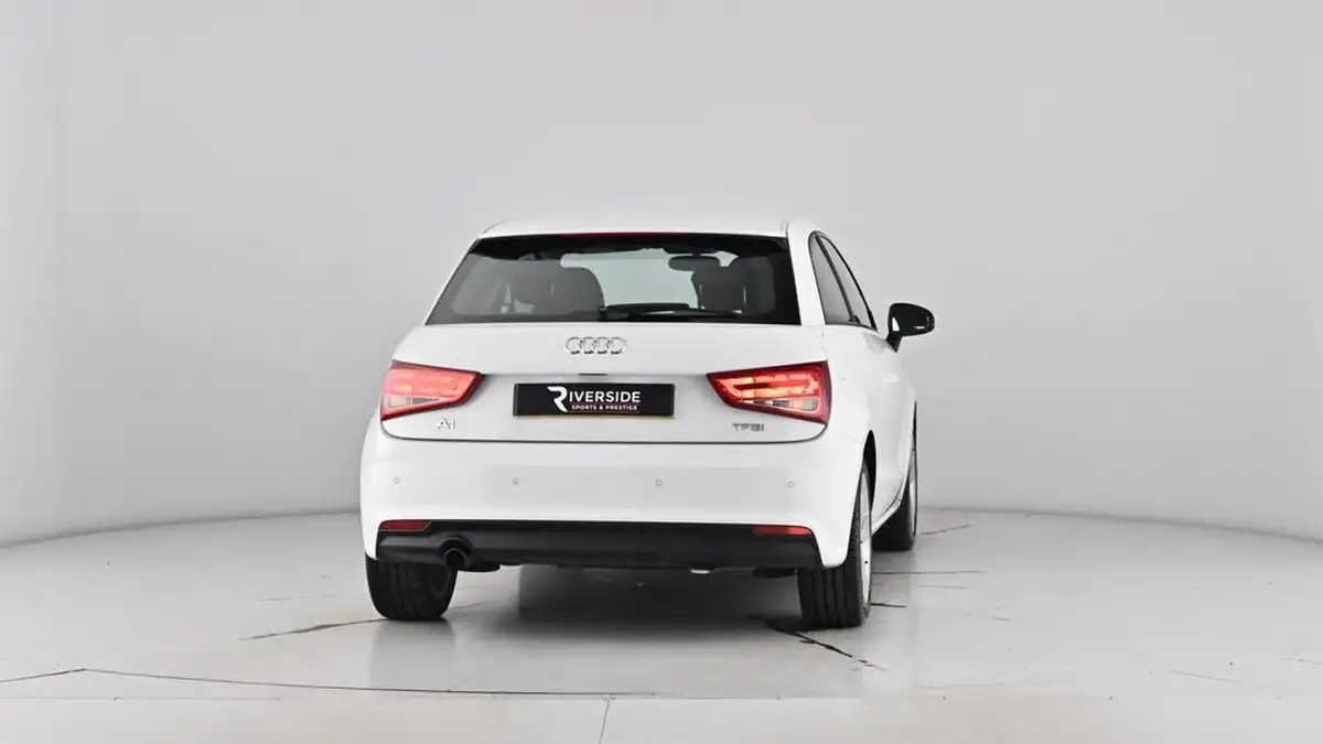 2016-audi-a1-10-tfsi-sport-hatchback-3d-big-64