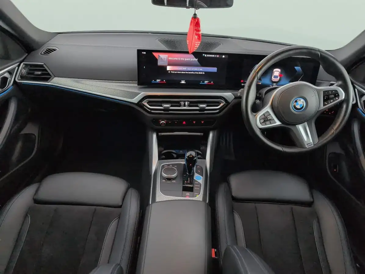 2022-bmw-i4-e-edrive40-m-sport-big-2