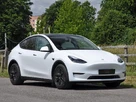 2022-tesla-model-y-e-long-range-small-60
