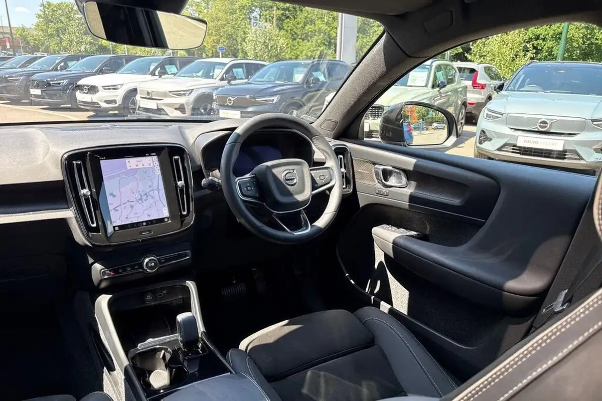 2023-volvo-c40-e-twin-recharge-ultimate-big-31