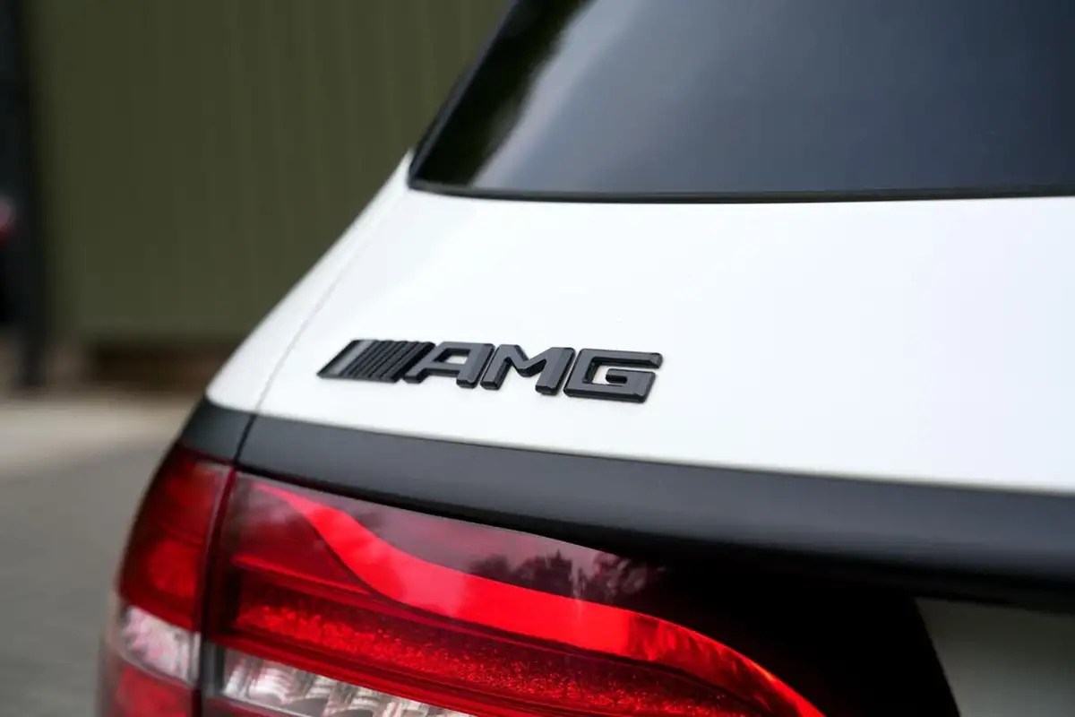 2021-mercedes-benz-e-class-30-e53-amg-457ps-premiumss-estate-5d-9g-tronic-big-74