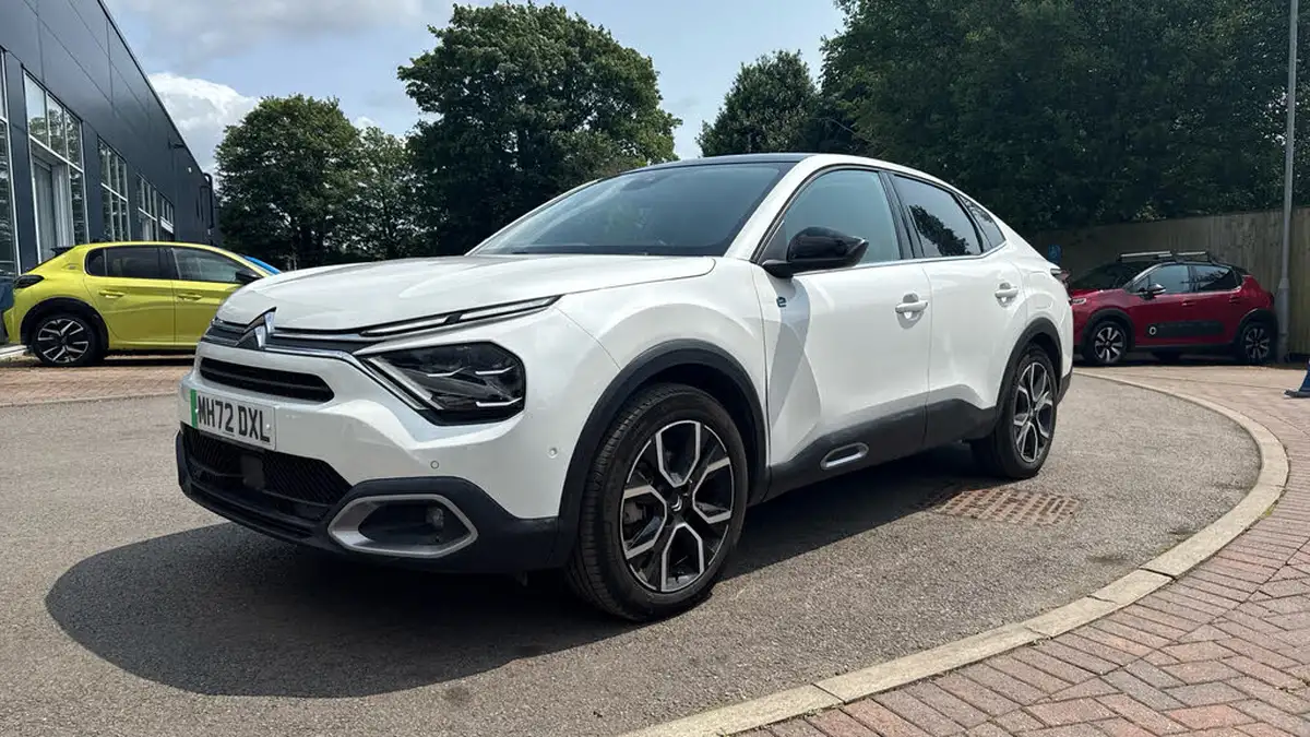 2023-citroen-c4-x-e-shine-plus-big-6