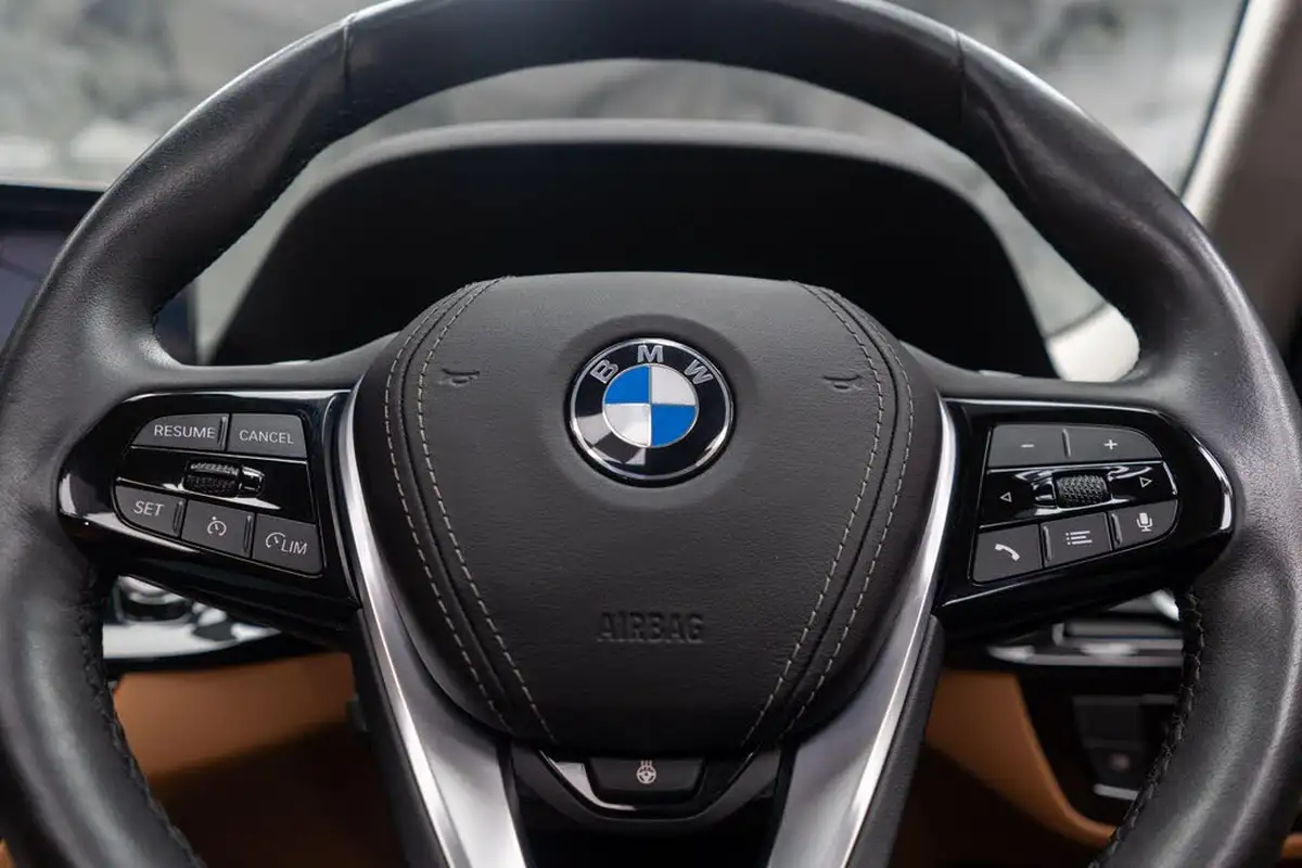 2020-bmw-5-series-20-530e-se-292bhp-saloon-4d-auto-big-32