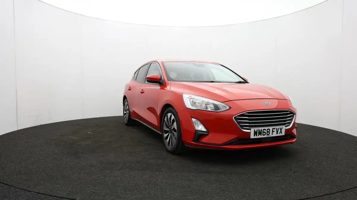 2018-ford-focus-10t-zetec-125ps-hatchback-big-50