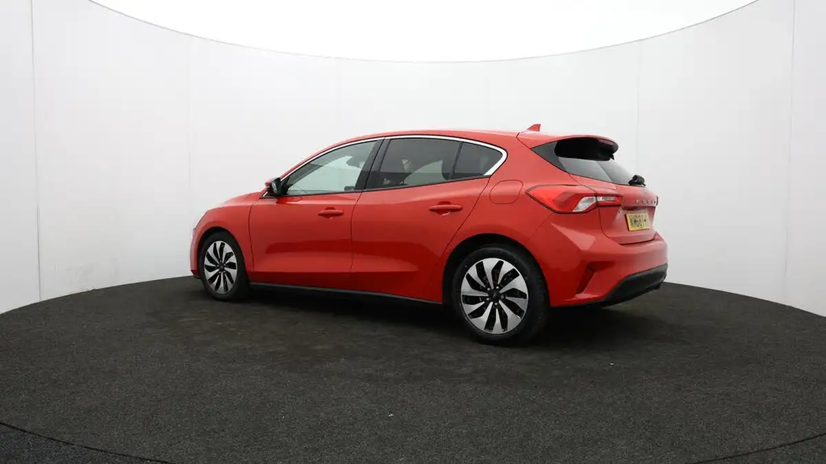 2018-ford-focus-10t-zetec-125ps-hatchback-big-74