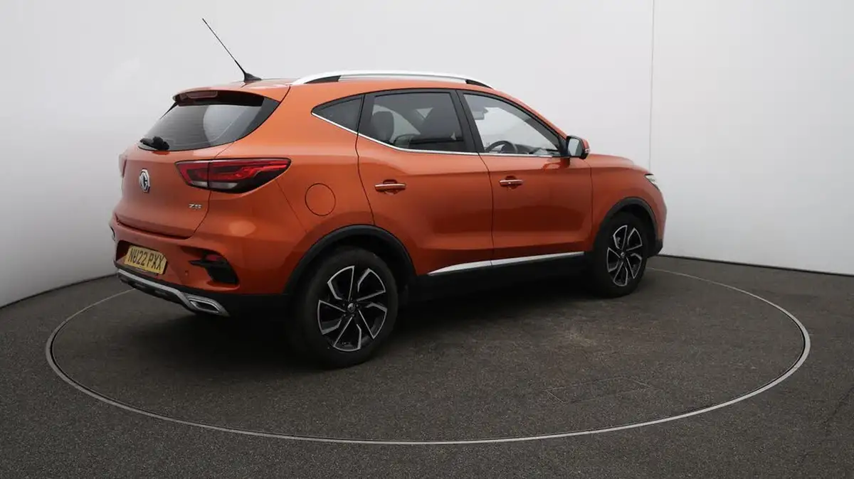 2022-mg-zs-suv-10t-gdi-exclusive-big-53