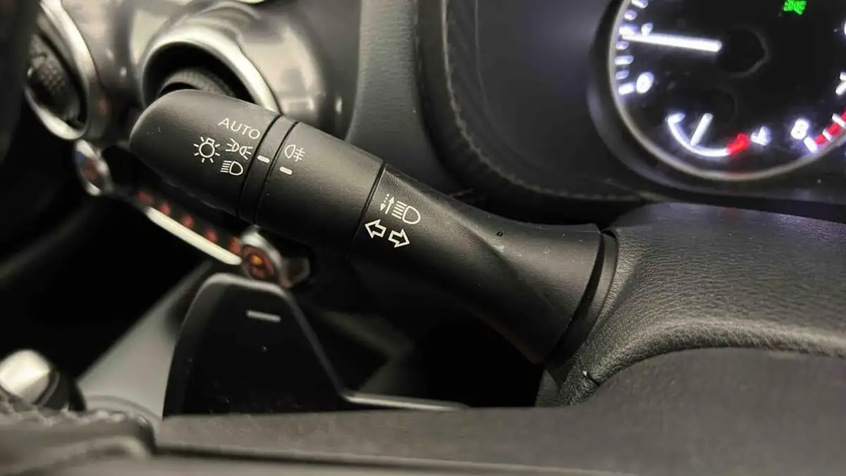 2022-nissan-juke-10-dig-t-n-connecta-dct-big-38