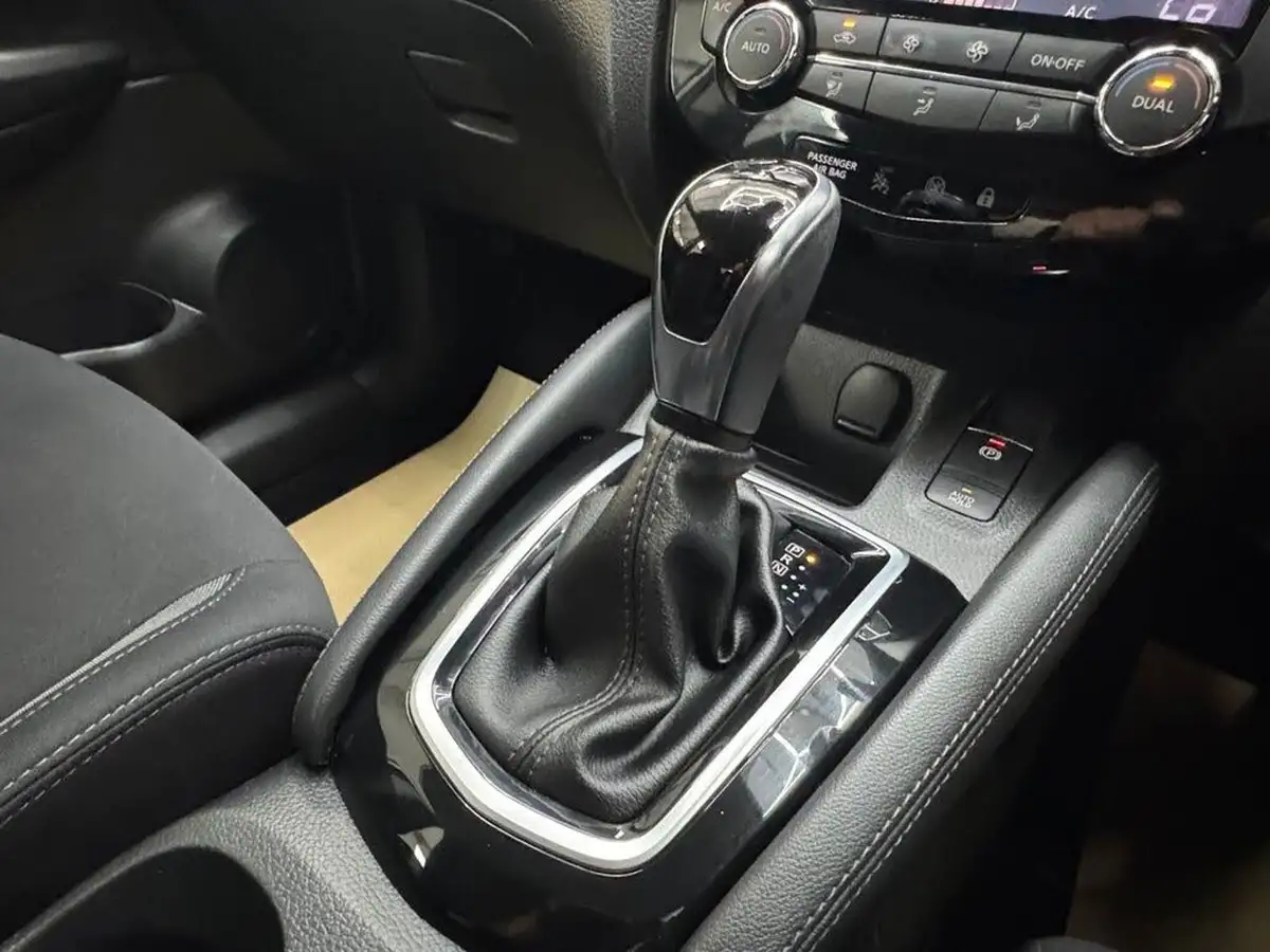 2019-nissan-qashqai-13-dig-t-acenta-premium-160ps-dct-big-8