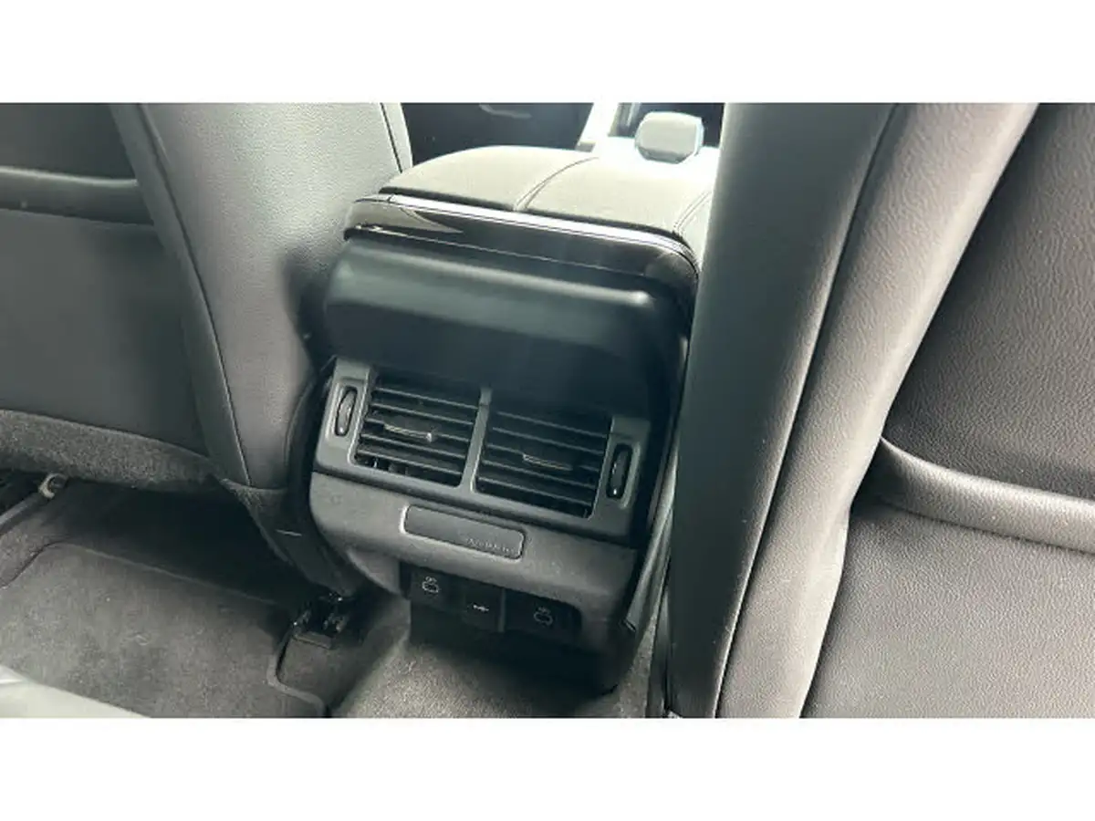 2024-land-rover-range-rover-evoque-15-p300e-s-big-17