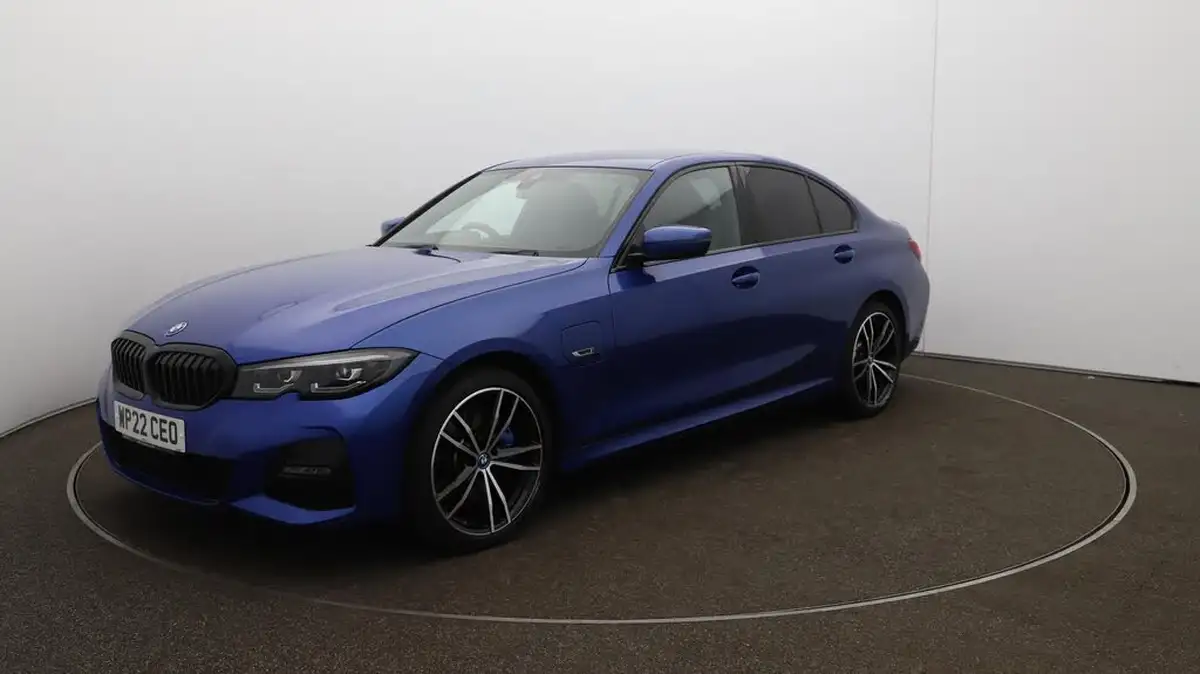 2022-bmw-3-series-20-330e-m-sport-pro-pack-saloon-4d-big-68