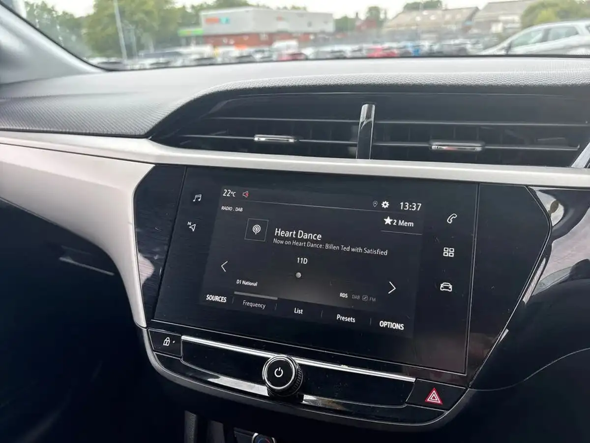2020-vauxhall-corsa-12i-se-big-10